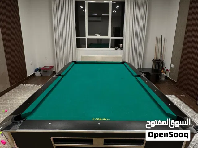 طاولة بلياردو للبيع
