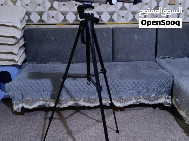 تلسكوب جديد مع جميع ملحقاته