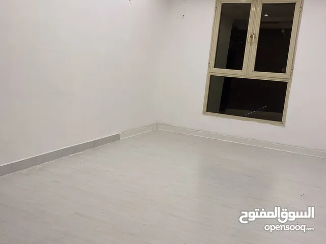 Unfurnished Showrooms in Mubarak Al-Kabeer Sabah Al-Salem