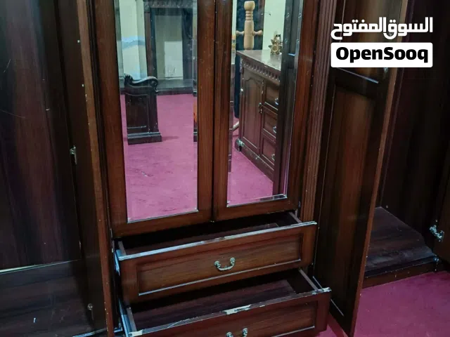 غرفة نوم مستعمله