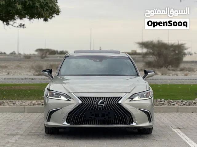 لكزس ES 350 موديل 2020  مستعمل بحالة جيدة وميزات متطورة