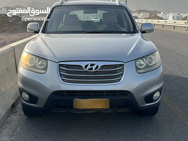 Used Hyundai Santa Fe in Muscat