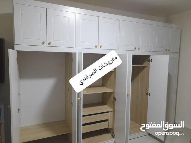خزائن ملابس حجم كبير خشب لامنيت 18م او حسب الطلب جميع المقاسات