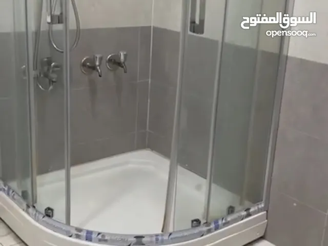 حمام بانيو/ جاكوزي للبيع جديد بالكارتون بسعر مناسب