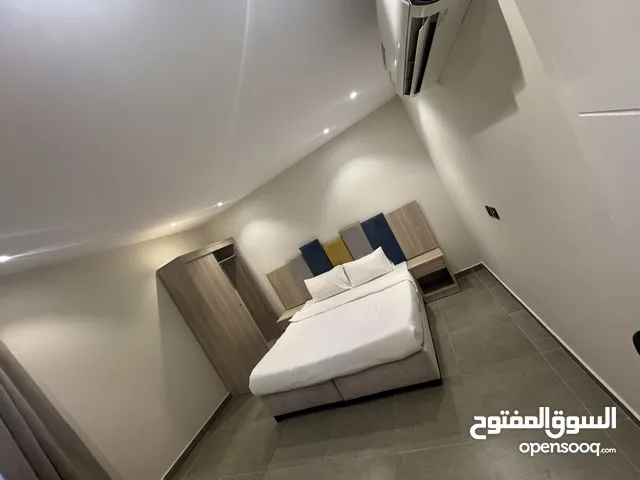 شقة مفروشه للاجار الشهري