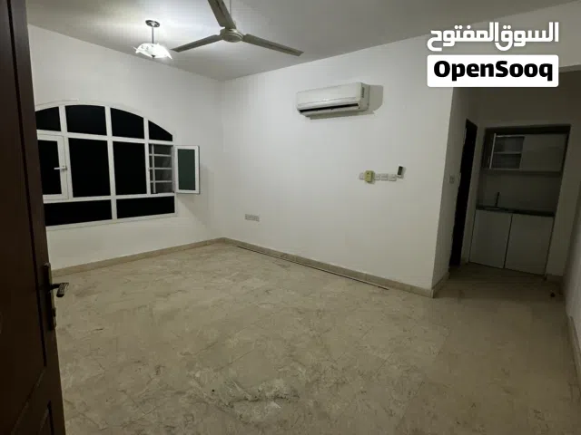 استيديو الحيل الجنوبي خلف استاذ السيب وشارع مزون شامل الفواتير والصيانه والإنترنت 120