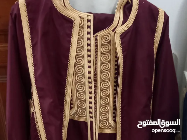 بدلة عربية للبيع
