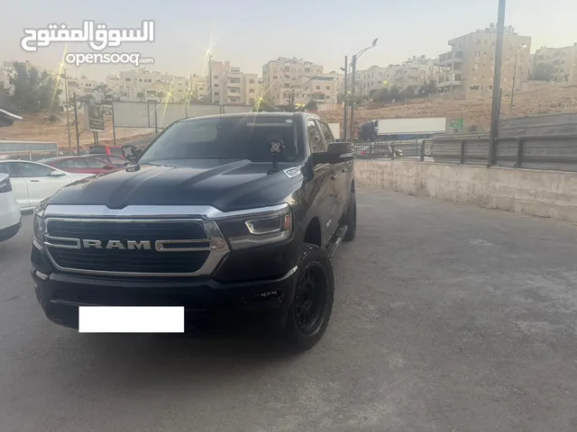 Dodge ram 1500 Big horn 4x4 2019