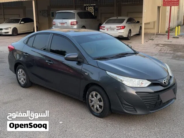 2019 تويوتا يارس E