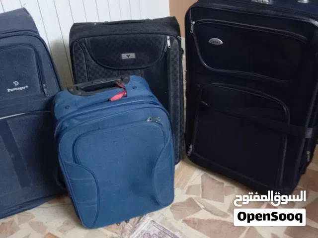 حقائب سفر وبسعر معقول واستعمال جدآ قليل للبيع