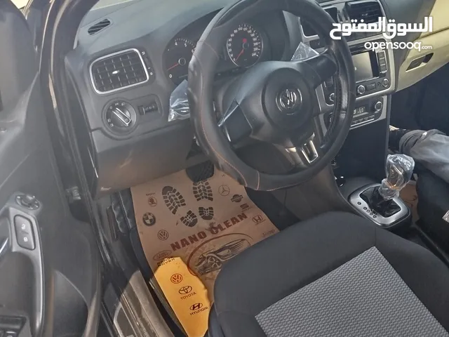بولو 213.214 للبيع ع الكاش فقط
