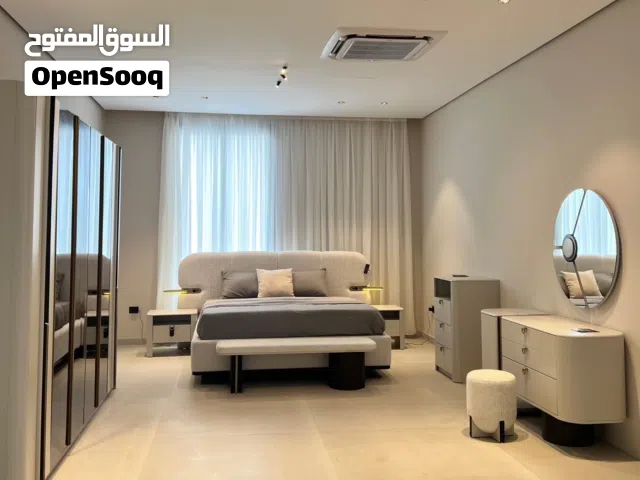 نجار فني لتركيب دار النوم