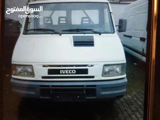 ايفيكو للبيع ماشية 217000 موديل 2014