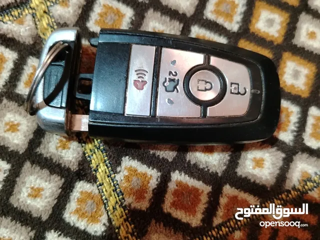 للبيع مفتاح فورد أصلي (بصمة) يعمل بنظام التشغيل الذكي (Keyless Entry & Push Start).