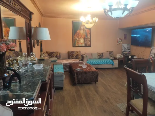 121 m2 3 Bedrooms Apartments for Sale in Giza 6th of October
