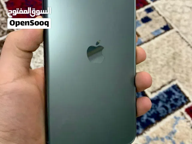 ايفون 11 برو ماكس كله بلادي لا مبدل شاشه ولا بطاريه وبطاريته تبقى يوم كامل نسبتهه 75 بدون كارتون