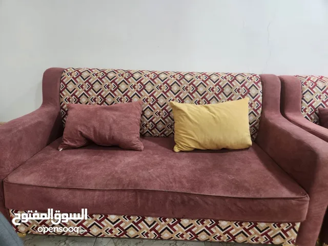 كراسي صاله شبه جديده