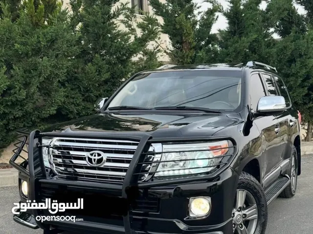 تويوتا لاند كروزر GXR 4000 ccموديل 2014