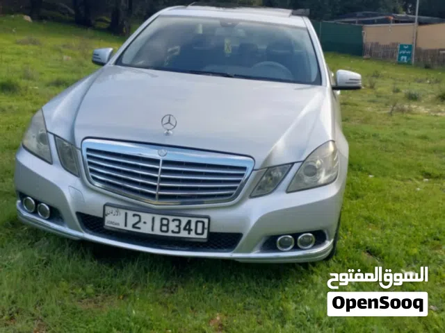 2010 مرسيدس بنز الفئة-E E 200