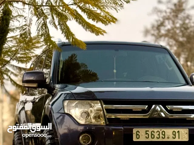 جيب ميتسوبيشي باجيرو 2008