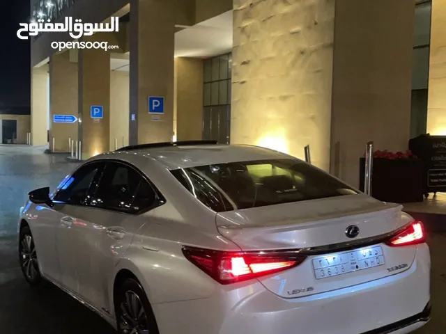 Used Lexus ES in Al-Ahsa