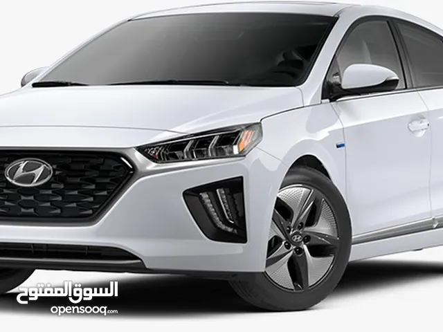 ايونيك هايبرد 2022 ابيض