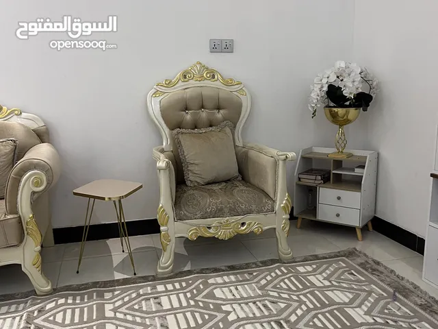 تخم قنفات مودرن ملكلي 10 مقاعد 2 قنفه كبار 4 كراسي