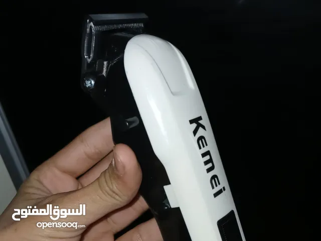 مكنه حلاقه شعر وتدريج kemei 809a الاصليه من التوكيل الرسمي لكيمي بحاله كسر الزيرو استعمال مره واحده