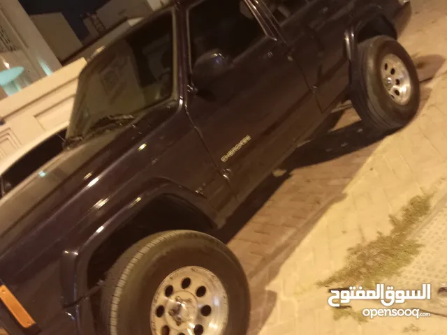 Used Jeep Cherokee in Dhofar