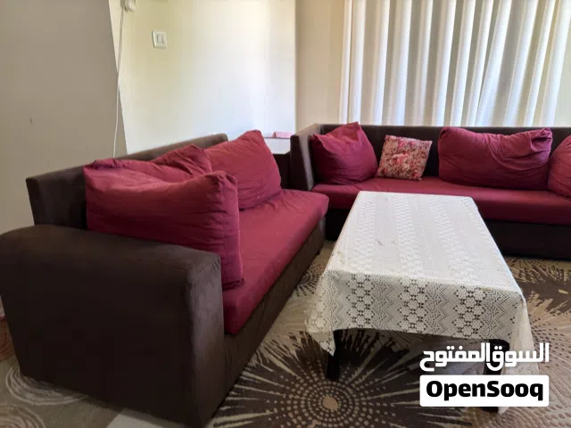 كنب كورنر مع طاولتين مع بفتين