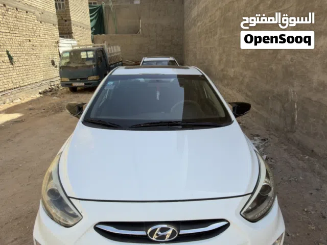 2015 هيونداي اكسنت Limited
