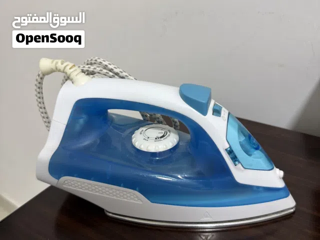 مكواه بخارية بحالة ممتازة
