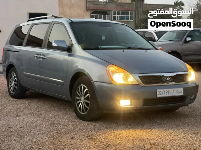 2011 كيا سيدونا EX