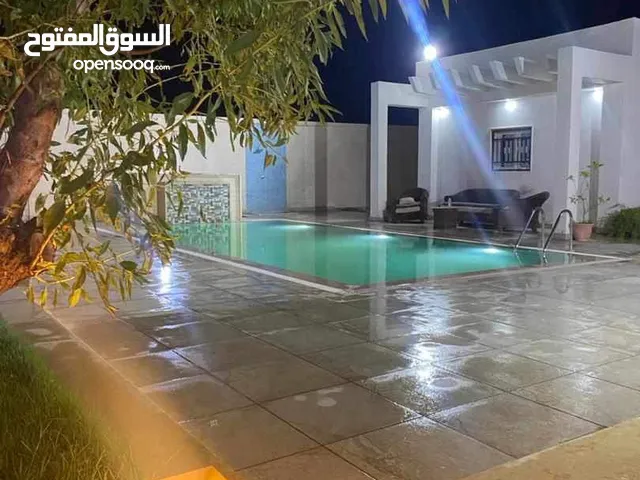 3 Bedrooms Chalet for Rent in Tripoli Airport Road