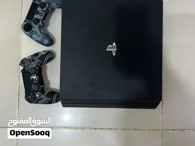 بلايستيشن فور برو مهكر 1 تيرا مع يدين