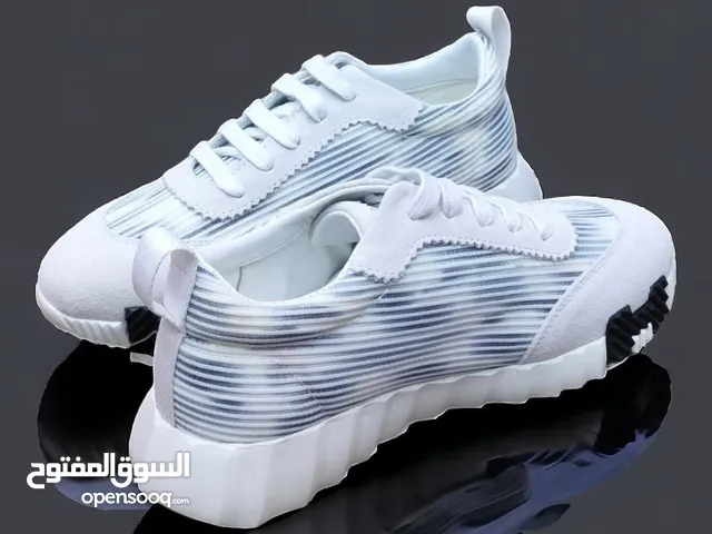 White Sport Shoes in Kuwait City