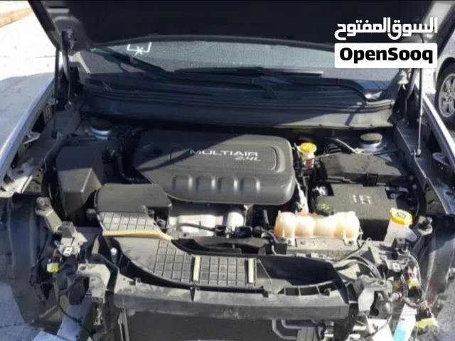 2019 جيب شيروكى Limited
