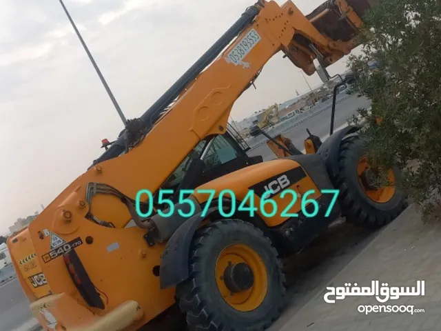 رافعات بوم للإيجار الشهري