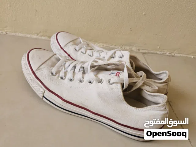 Canvas white shoes