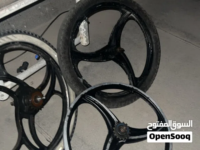 رنقات وتيوب نادرات حجم 20 تركب ل جميع السياكل علعموم حط سعرك وجوفه اذا زين توكلنا على الله