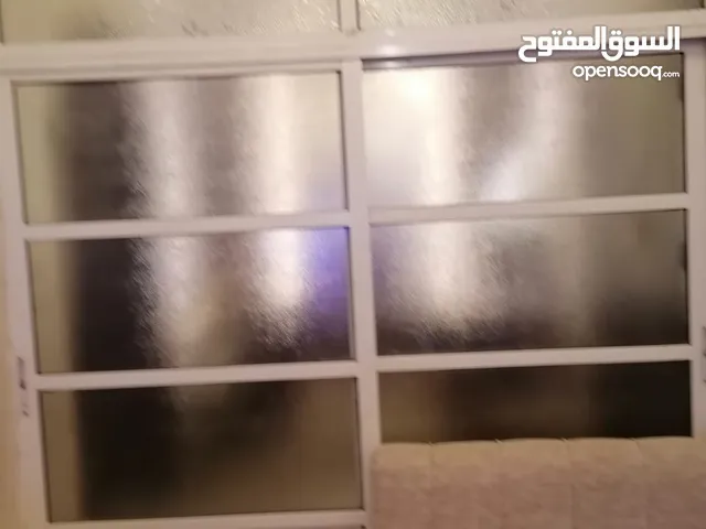 باب ألمنيوم سحاب