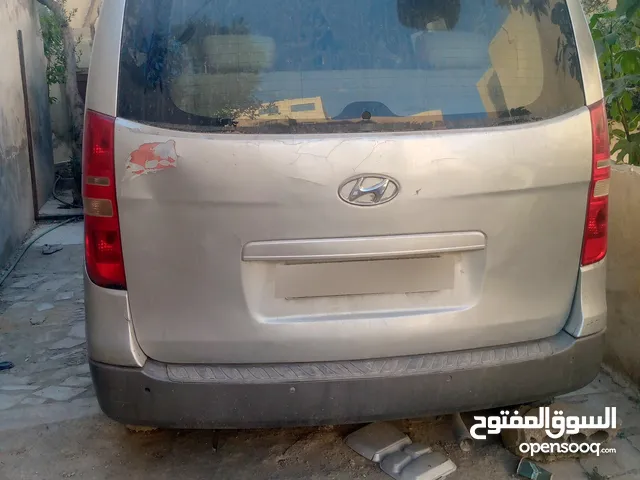 Used Hyundai H1 in Zarqa