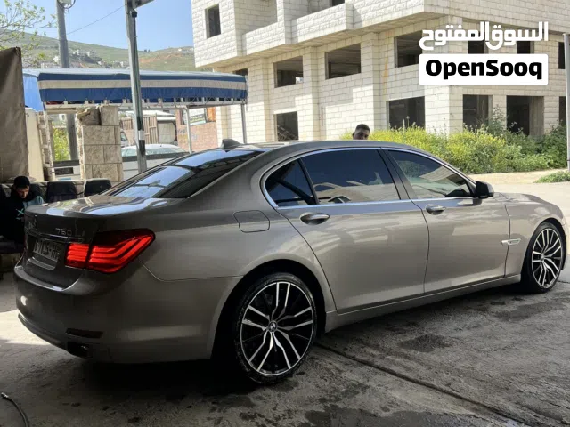 2010 بي ام دبليو الفئة 7 750i