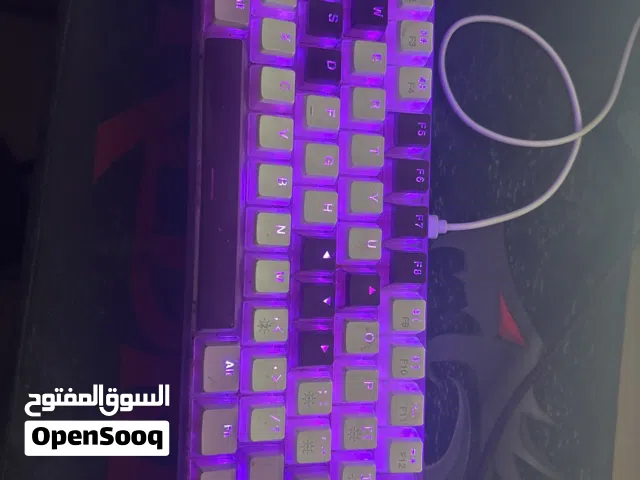 كبيورد ميكانيكال بحالة الوكالة ولون مميز وجميل 30 دينار قابل للتفاوض