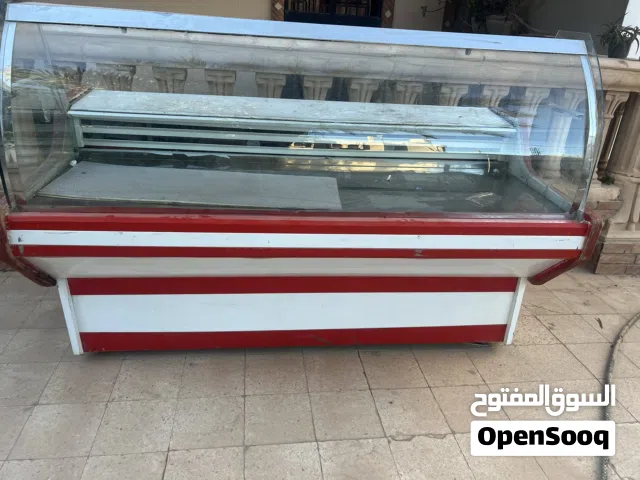 تلاجة عرض تبريد شغال نضافة جيدا جدا