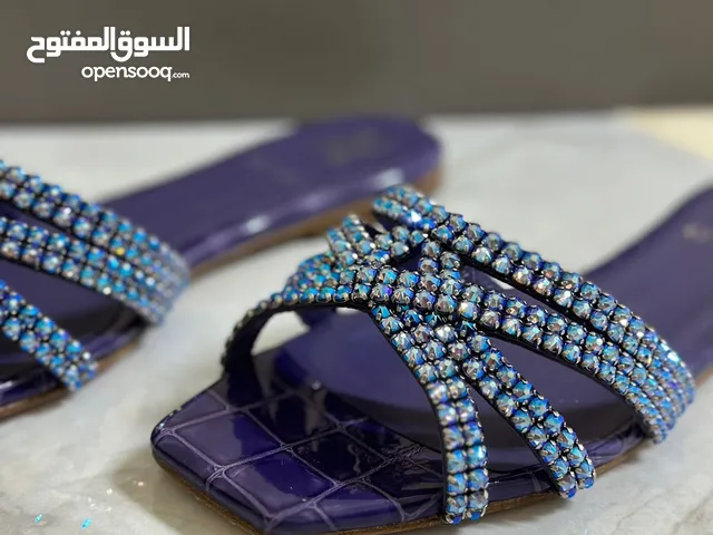 Purple Comfort Shoes in Abu Dhabi