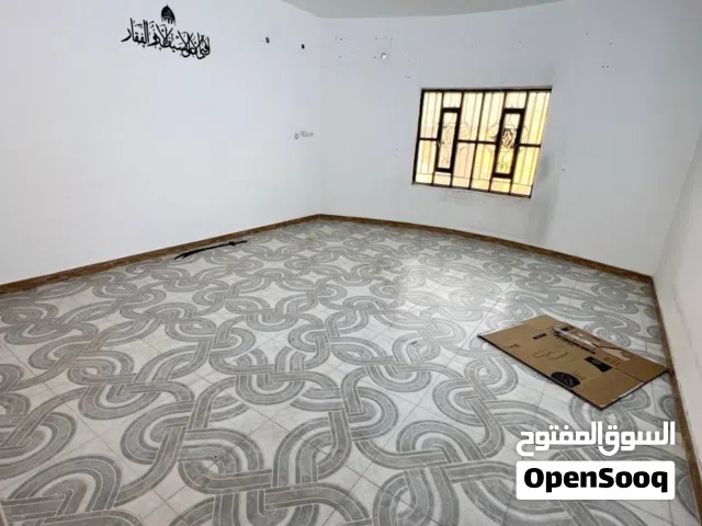 شقه للايجار في كوت الحجاج بناء حديث موقع ممتاز تحتوي غرفتين منام مطبخ صحيات طابق اول