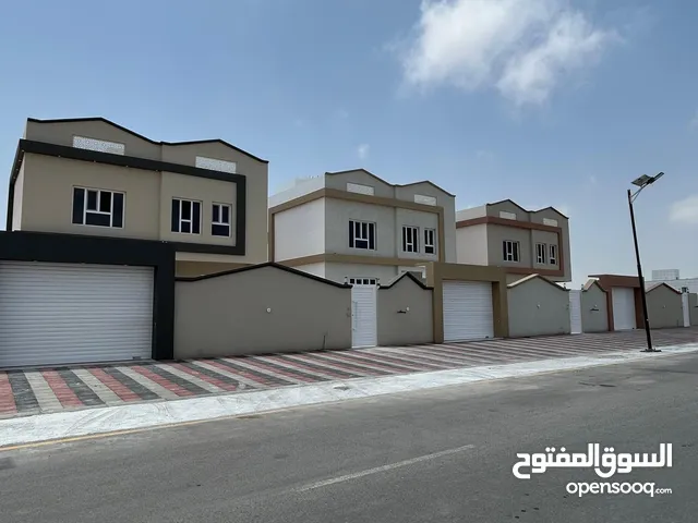 355m2 5 Bedrooms Villa for Sale in Al Batinah Barka