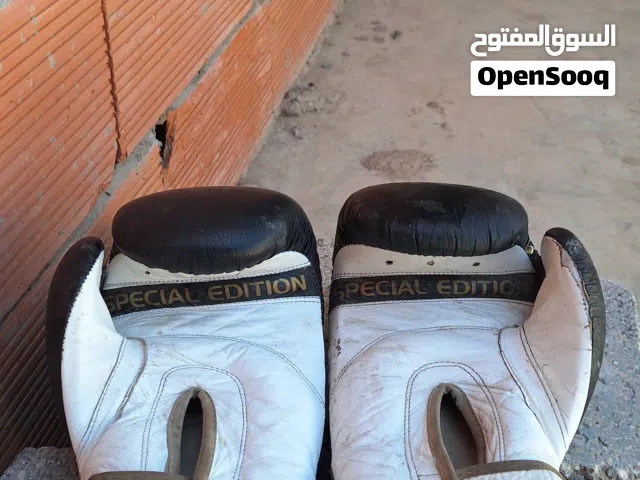قفازات ملاكمه اصليات