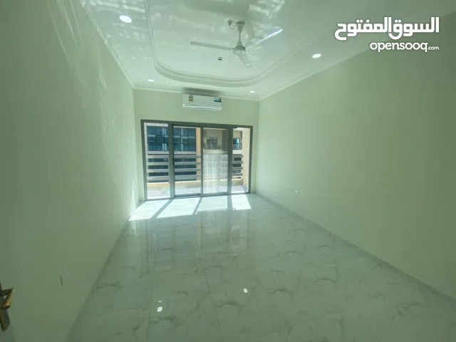 250 m2 5 Bedrooms Apartments for Sale in Muharraq Hidd